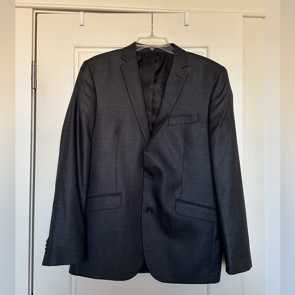 Kenneth Cole Reaction mens grey slim fit suit